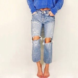 HOST PICK 🦋 Ab&Fitch Destroyed Boyfriend Jeans